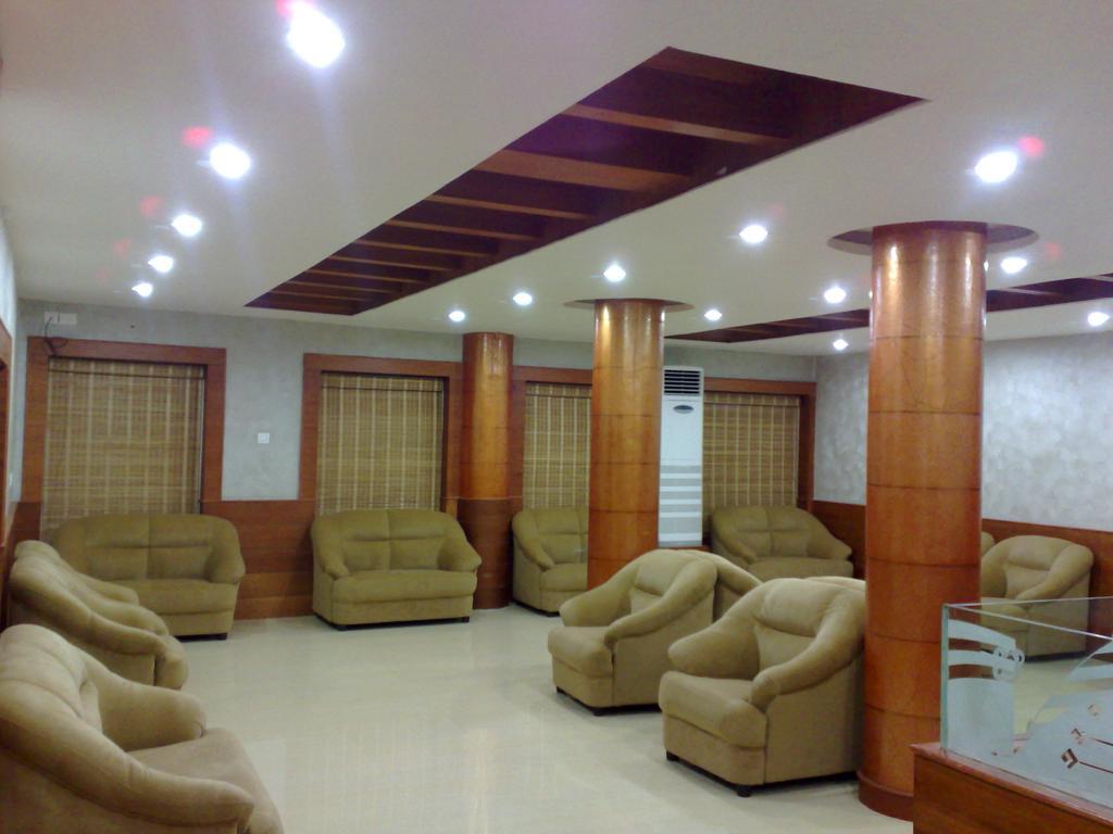 Kpm Regency Hotel Palakkad Værelse billede