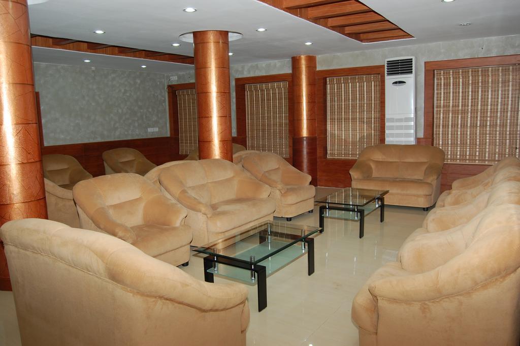 Kpm Regency Hotel Palakkad Eksteriør billede