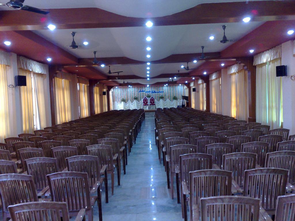 Kpm Regency Hotel Palakkad Eksteriør billede
